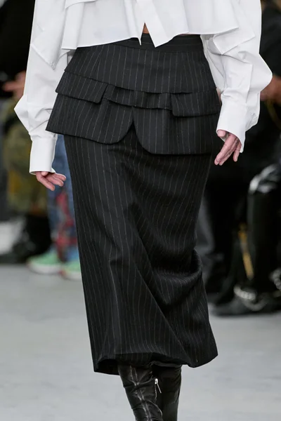Look 85